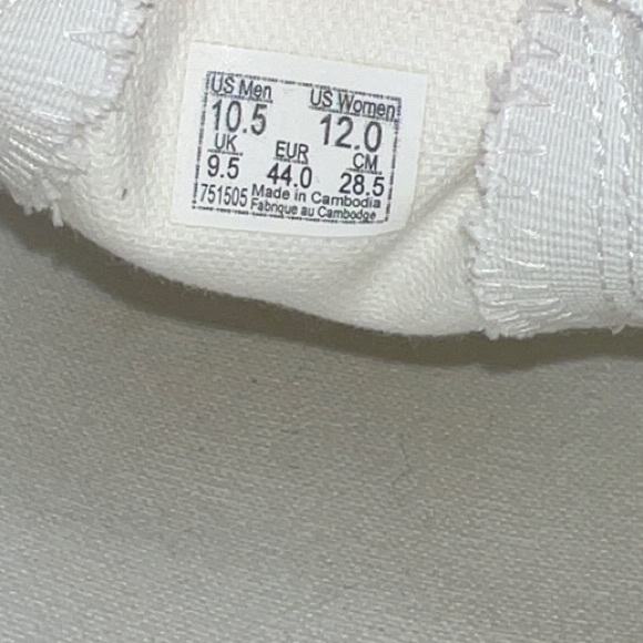 Vans Classic White Slip-On Shoes (Unisex) US Men’s 10.5 / US Women’s 12 - Picture 11 of 16